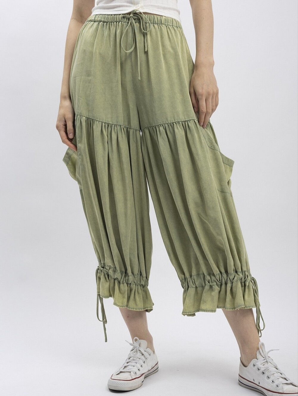 BLUE VELVETRelaxed Olive Ruffle-Hem Drawstring Crop Pants
